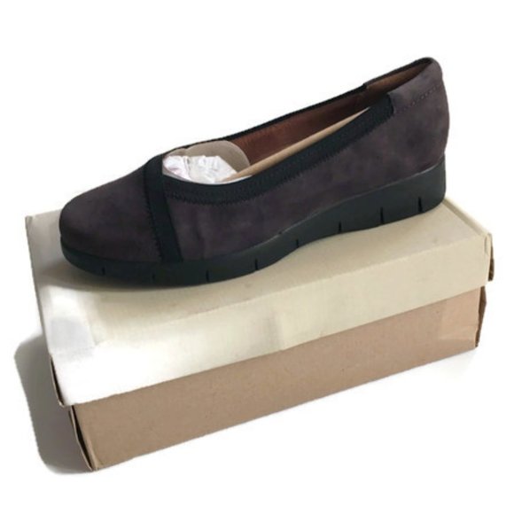 clarks artisan slip on